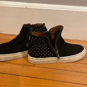 Stylish ankle boots/sneakers